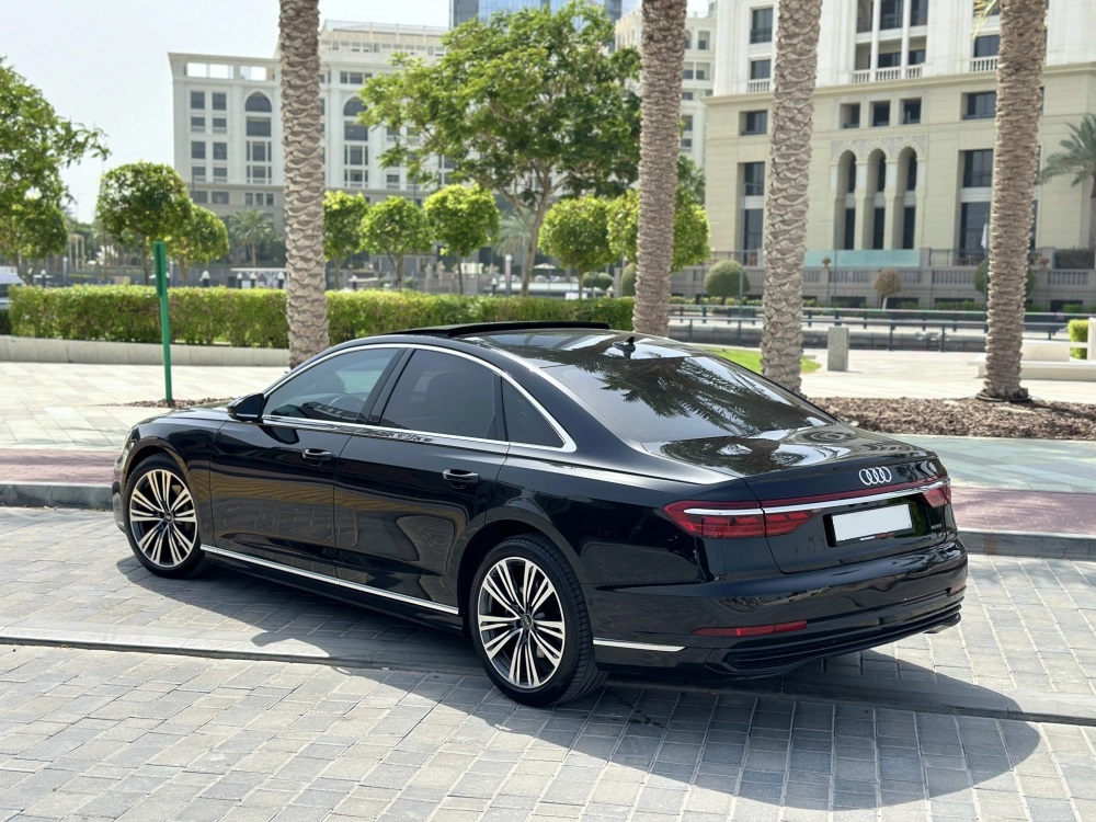 Audi A8 2024