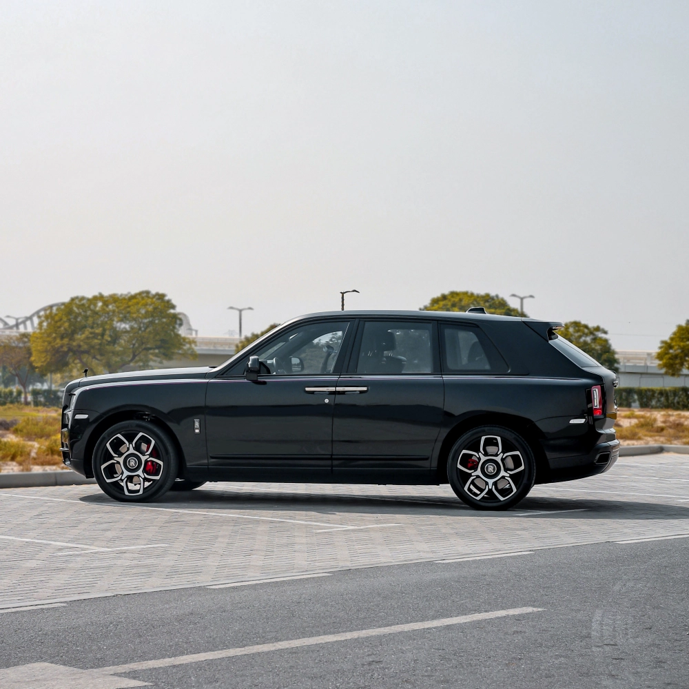 Rolls Royce Cullinan Black Badge 2024